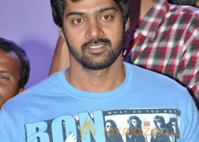 Dalam Movie Platinum Disk Event Pics photo 54