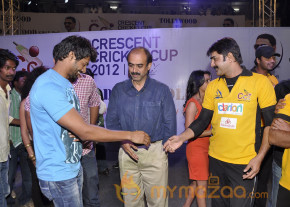 Dalam Movie Platinum Disk Event Pics photo 3