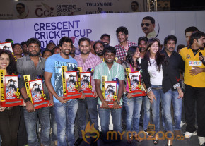 Dalam Movie Platinum Disk Event Pics photo 39