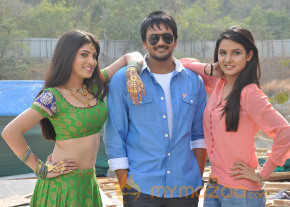 Dil Unnodu Movie Launch  photo 14