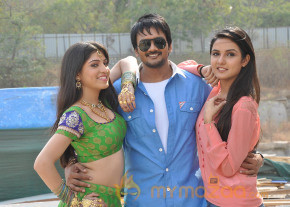 Dil Unnodu Movie Launch  photo 16