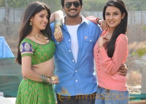 Dil Unnodu Movie Launch  photo 7
