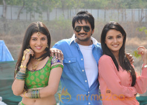 Dil Unnodu Movie Launch  photo 2