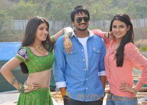 Dil Unnodu Movie Launch  photo 3