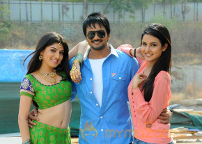 Dillunnodu Movie Latest Stills photo 19