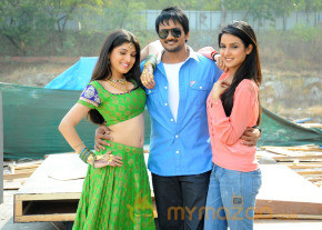 Dillunnodu Movie Latest Stills photo 2