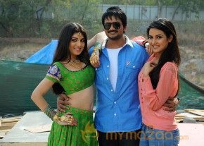 Dillunnodu Movie Latest Stills photo 14