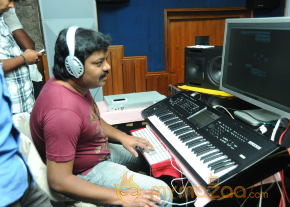 Emo Gurram Egaravachhu Movie Recording Stills  photo 23