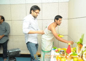 Emo Gurram Egaravachhu Movie Recording Stills  photo 3