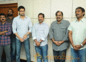 Emo Gurram Egaravachhu Movie Recording Stills  photo 17