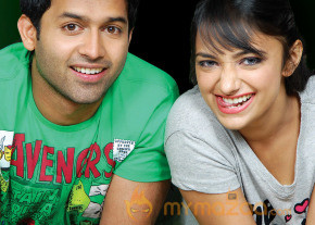 Entha Andanga Unnave Movie Wallpapers photo 5