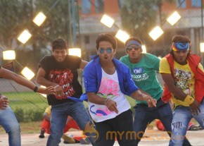 Gallo Telinattundhe Movie Latest Photos photo 4