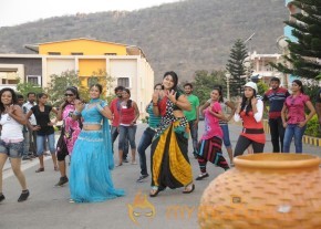 Gandi Kotalo Andamaina Prema Stills photo 37
