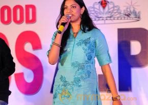 Geetha Madhuri Latest Pics photo 6