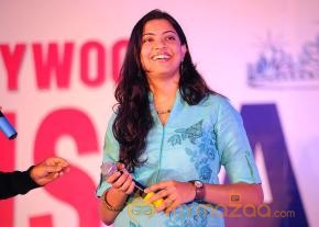 Geetha Madhuri Latest Pics photo 4