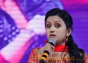 Geetha maduri At Nayak-Audio-Launch Photos photo 47