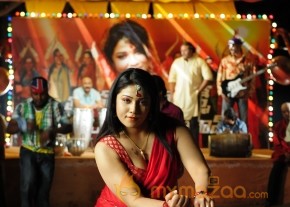 Gola Gola Movie latest Stills photo 12