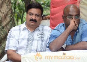 Gunde Jaari Gallanthayyinde 100 Days Sucessmeet Photos photo 26