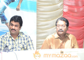 Gunde Jaari Gallanthayyinde 100 Days Sucessmeet Photos photo 10