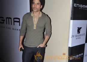 Hot Celebs at Enigma Party Photos photo 6