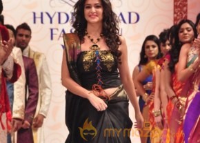 Hyderabad Fashion Week 2013 Day3 Photos photo 36