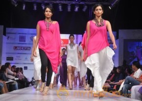 Hyderabad Fashion week Photos photo 23