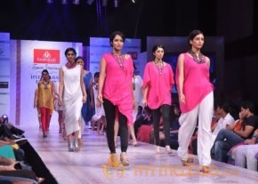 Hyderabad Fashion week Photos photo 70