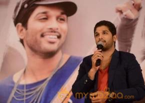 Iddarammayilatho Hexa Platinum Disc Function Photos photo 35