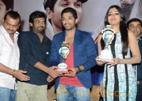 Iddarammayilatho Hexa Platinum Disc Function Photos photo 4