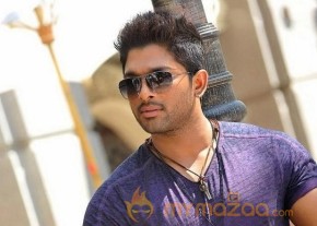 Iddarammayilatho  Hot photos photo 3