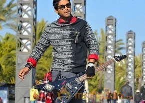 Iddarammayilatho  Hot photos photo 17