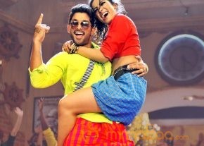 Iddarammayilatho  Hot photos photo 2
