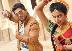 Iddarammayilatho Movie Latest Stills photo 2