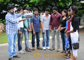 Iddarilo Modalaindi Movie Launch Gallery photo 30