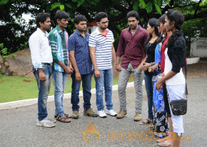 Iddarilo Modalaindi Movie Launch Gallery photo 44