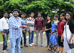 Iddarilo Modalaindi Movie Launch Gallery photo 9