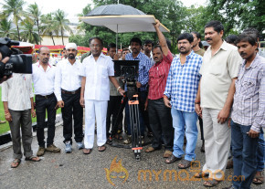 Iddarilo Modalaindi Movie Launch Gallery photo 81