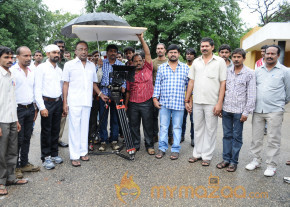 Iddarilo Modalaindi Movie Launch Gallery photo 47