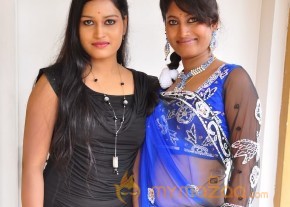 Iddarilo Modalaindi Movie Launch Gallery photo 70