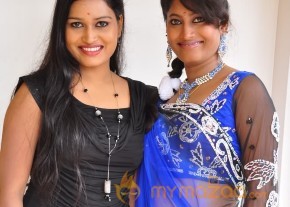 Iddarilo Modalaindi Movie Launch Gallery photo 72