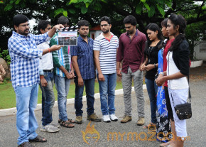 Iddarilo Modalaindi Movie Launch Gallery photo 38