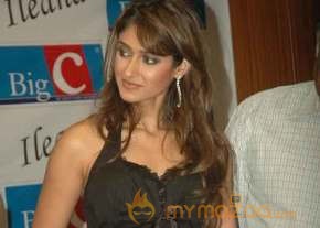 Ileana at Big C Launch  photo 3