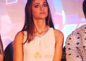 Ileana At Phata Poster Nikhla Hero Somng Launch photo 8