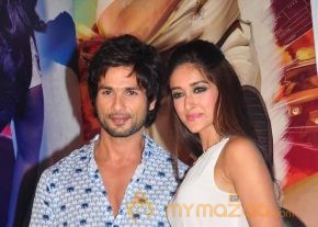 Ileana At Phata Poster Nikhla Hero Somng Launch photo 15