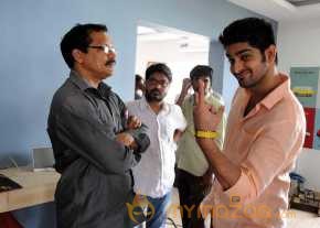 Kalyana Vaibhogame Movie Working Stills photo 12