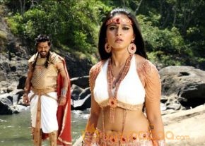 Karthi Anushka Bad Boy Movie Latest Photos photo 10