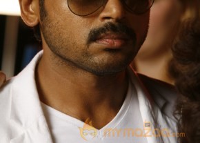 Karthi Biryani Movie Latest Stills photo 2