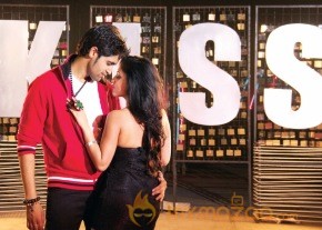 Kiss Movie Latest Photos photo 7