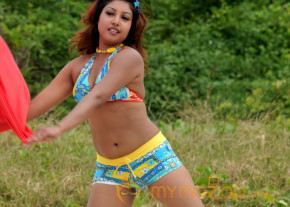 Komal Jha New Hot Photo Gallery  photo 8
