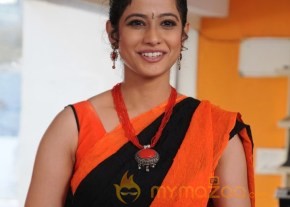 Love Life Movie Latest Photos photo 27